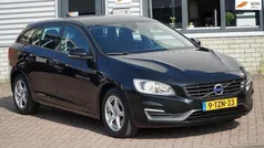 Zwart Gebruikt 2014 Volvo V60 Kinetic Stationwagen | € 6.350 (Eerlijke prijs)