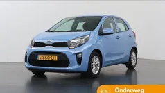 Blauw, metallic lak Gebruikt 2021 Kia Picanto Hatchback | € 11.635 (Eerlijke prijs)