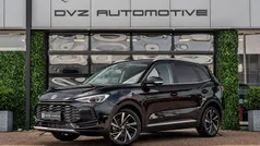 Zwart, metallic lak Nieuw 2025 MG ZS Luxury Sedan | € 29.950 (Eerlijke prijs)
