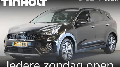 Zwart Gebruikt 2022 Kia Niro SUV | € 25.950 (Eerlijke prijs)
