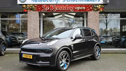 Zwart Gebruikt 2023 Lynk & Co 01 SUV | € 25.990 (Eerlijke prijs)