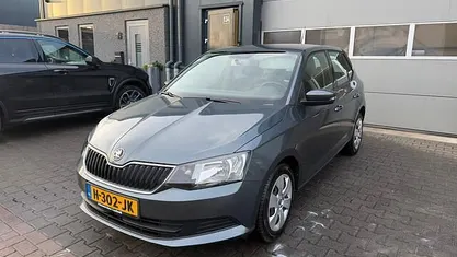Occasion Skoda Fabia Active 60 PK (44 kW) 2015 Grijs (metallic) Hatchback