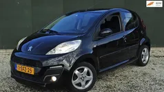 Zwart Gebruikt 2013 Peugeot 107 Envy Hatchback | € 4.255 (Eerlijke prijs)
