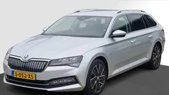 Grijs Gebruikt 2022 Skoda Superb Business Line Stationwagen | € 26.745 (Goede deal)