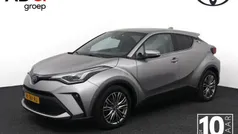 Grijs Gebruikt 2021 Toyota C-HR Executive SUV | € 28.400 (Eerlijke prijs)