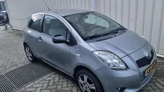 Gebruikt 2006 Toyota Yaris Hatchback | € 1.950 (Eerlijke prijs)