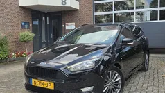 Zwart Gebruikt 2018 Ford Focus ST-Line Stationwagen | € 9.495 (Eerlijke prijs)
