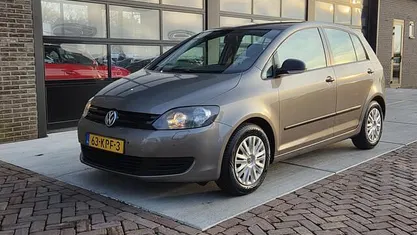 Occasion VW Golf Plus Cross Trendline 80 PK (58 kW) 2010 Bruin (metallic) MPV