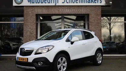 Wit Gebruikt 2016 Opel Mokka Selection SUV | € 9.940 (Eerlijke prijs)