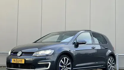 Occasion 2015 VW Golf VII GTE Hatchback | € 10.950 (Eerlijke prijs)