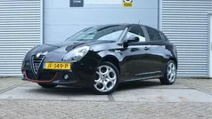 Zwart Gebruikt 2016 Alfa Romeo Giulietta Sprint Hatchback | € 13.999 (Eerlijke prijs)