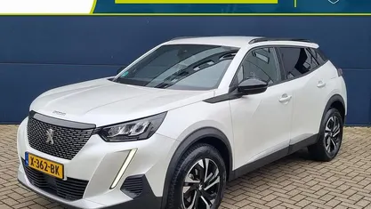 Wit Occasion 2025 Peugeot 2008 Allure SUV | € 22.535 (Super prijs)