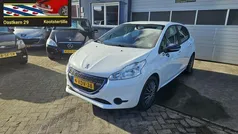 Wit Gebruikt 2014 Peugeot 208 Hatchback | € 4.250 (Eerlijke prijs)