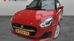 Rood Gebruikt 2022 Suzuki Swift Comfort Hatchback | € 15.744 (Goede deal)