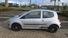 Gebruikt 2008 Renault Twingo Authentique Hatchback | € 2.135 (Eerlijke prijs)