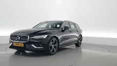 Zwart Gebruikt 2020 Volvo V60 Inscription Stationwagen | € 27.650 (Eerlijke prijs)