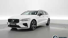 Wit Gebruikt 2021 Volvo V60 R-Design Stationwagen | € 32.900 (Super prijs)