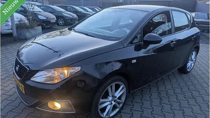 Zwart (metallic) Occasion 2010 Seat Ibiza Style Hatchback | € 2.950 (Eerlijke prijs)