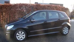 Zwart Gebruikt 2011 Mercedes B160 Business MPV | € 6.999 (Eerlijke prijs)