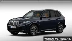 M carbonschwarz metallic (416) (zwart metallic) Gebruikt 2025 BMW X5 M Sport SUV | € 106.895 (Eerlijke prijs)