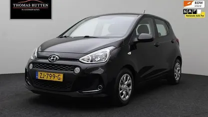 Zwart Occasion 2019 Hyundai i10 Comfort Hatchback | € 8.950 (Eerlijke prijs)