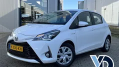 Wit Gebruikt 2019 Toyota Yaris Hybrid Active Hatchback | € 15.950 (Eerlijke prijs)
