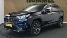 Blauw Gebruikt 2023 Toyota RAV4 Hybrid Business Edition SUV | € 44.145 (Eerlijke prijs)