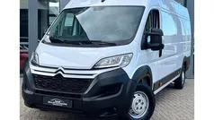 Wit Gebruikt 2024 Citroën Jumper MPV | € 22.950 (Eerlijke prijs)