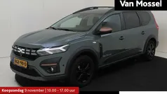 Grijs Gebruikt 2025 Dacia Jogger Extreme MPV | € 30.935 (Eerlijke prijs)