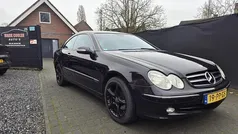 Zwart (metallic) Gebruikt 2004 Mercedes 200 Avantgarde Coupé | € 3.445 (Eerlijke prijs)