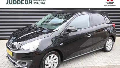 Occasion Mitsubishi Space Star 82 PK (60 kW) 2020 Zwart Hatchback