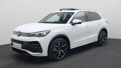 Wit Gebruikt 2024 VW Tiguan Business SUV | € 50.940 (Goede deal)