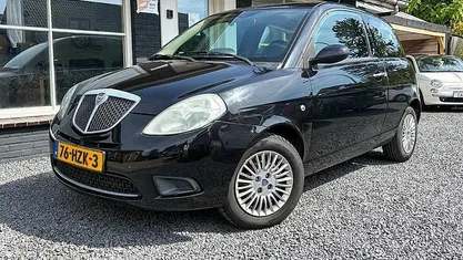 Occasion 2009 Lancia Ypsilon Hatchback | € 1.999 (Eerlijke prijs)