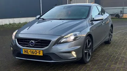 Occasion 2015 Volvo V40 Business Edition Hatchback | € 7.750 (Eerlijke prijs)