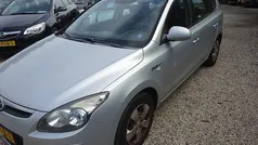 Grijs Gebruikt 2010 Hyundai i30 Dynamiq Stationwagen | € 1.495 (Eerlijke prijs)
