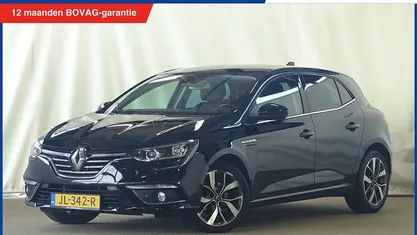 Zwart Gebruikt 2016 Renault Mégane IV Bose Edition Hatchback | € 11.450 (Goede deal)