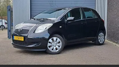 Gebruikt 2006 Toyota Yaris Sol Hatchback | € 3.750 (Eerlijke prijs)