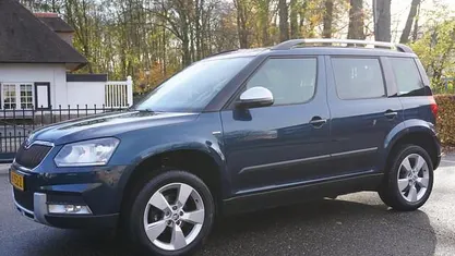 Blauw (metallic) Gebruikt 2016 Skoda Yeti Outdoor Drive SUV | € 12.900 (Goede deal)