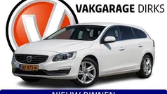 Wit Gebruikt 2017 Volvo V60 Stationwagen | € 17.940 (Eerlijke prijs)