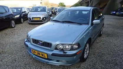 Gebruikt 2002 Volvo V40 Stationwagen | € 1.995 (Eerlijke prijs)
