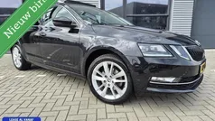 Zwart Gebruikt 2017 Skoda Octavia Business Line Stationwagen | € 12.500 (Eerlijke prijs)
