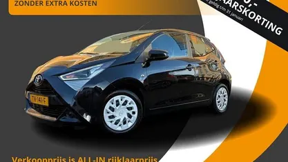 Gebruikt 2018 Toyota Aygo X-play Hatchback | € 9.850 (Eerlijke prijs)