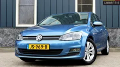 Blauw Gebruikt 2016 VW Golf VII Comfortline Hatchback | € 12.950 (Eerlijke prijs)