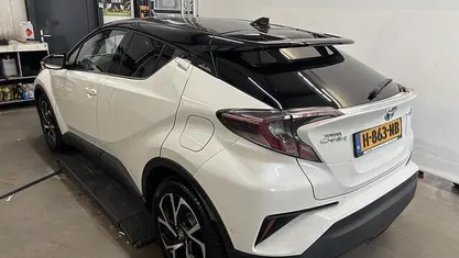Occasion 2018 Toyota C-HR SUV | € 15.950 (Eerlijke prijs)