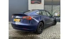 Blauw Gebruikt 2021 Tesla Model 3 Standard Range Sedan | € 25.999 (Eerlijke prijs)