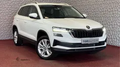 Wit Gebruikt 2024 Skoda Karoq SUV | € 37.440 (Eerlijke prijs)