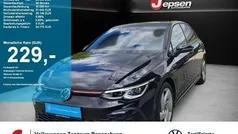 Gebruikt 2023 VW Golf VIII GTI Sedan | € 38.227 (Eerlijke prijs)