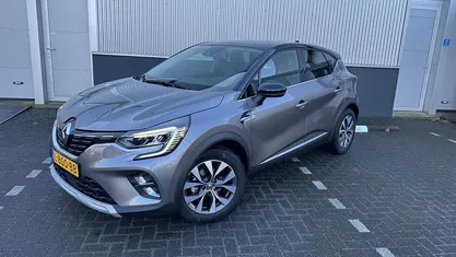Occasion Renault Captur Intens 140 PK (102 kW) 2021 Grijs SUV