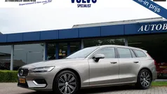 Grijs Gebruikt 2020 Volvo V60 Inscription Stationwagen | € 32.695 (Eerlijke prijs)