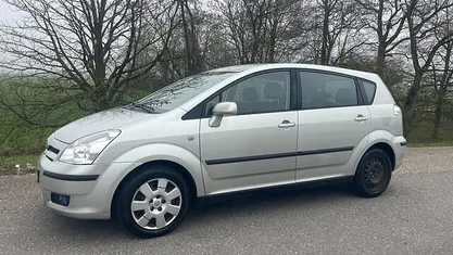 Occasion Toyota Corolla Verso Terra 110 PK (80 kW) 2005 Grijs MPV